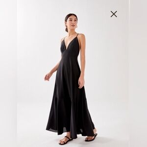 Plunge Black Evening Dress Kaleni Padded